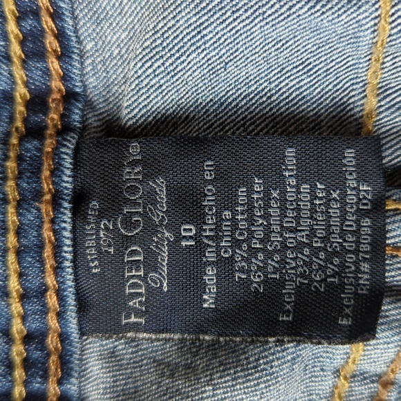 Faded Glory Distressed Cuffed Bermuda Jean Shorts 10 Blue - Picture 3 of 14